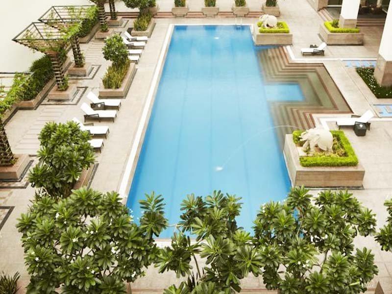 Jaipur Marriott Hotel Eksteriør billede The pool at The Oberoi, Mumbai