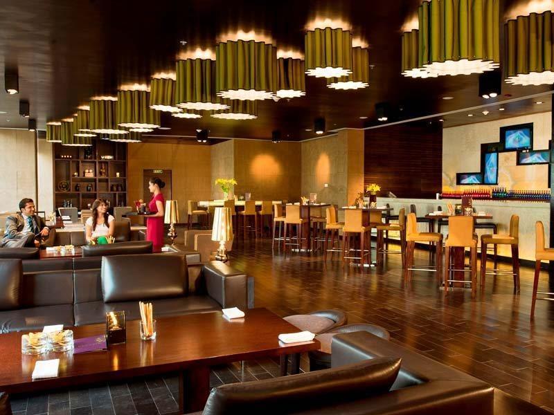 Jaipur Marriott Hotel Eksteriør billede The lounge at the airport